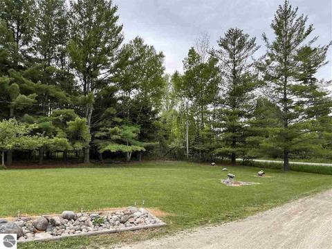 900 N Black, Twining, MI 48766 photo 29