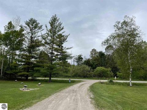 900 N Black, Twining, MI 48766 photo 26