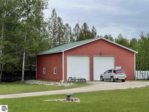 900 N Black, Twining, MI 48766 photo 3