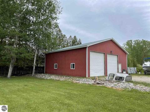 900 N Black, Twining, MI 48766 photo 27