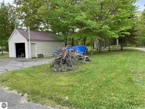3096 Lewis Dr, Lupton, MI 48635 photo 18
