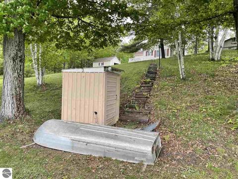 3096 Lewis Dr, Lupton, MI 48635 photo 16