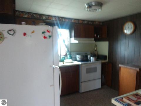 1123 N Tonkey Rd, Au Gres, MI 48703 photo 16