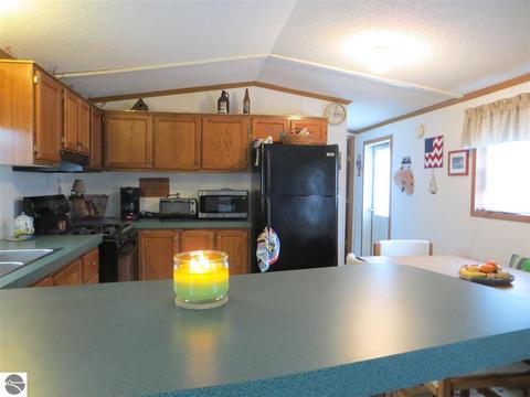 5801 Vera Ln, Au Gres, MI 48703 photo 2