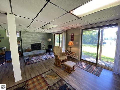 4950 Queens Way, Gladwin, MI 48624 photo 21