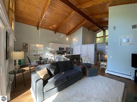 4950 Queens Way, Gladwin, MI 48624 photo 6