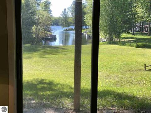 4950 Queens Way, Gladwin, MI 48624 photo 22