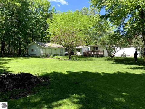 94 E Huron, Omer, MI 48749 photo 18