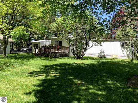 94 E Huron, Omer, MI 48749 photo 16
