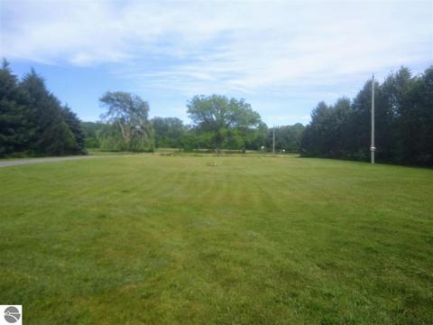 10486 S Leaton Rd, Shepherd, MI 48883 photo 10