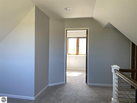 306 E Pickard Rd, Mount Pleasant, MI 48858 photo 10