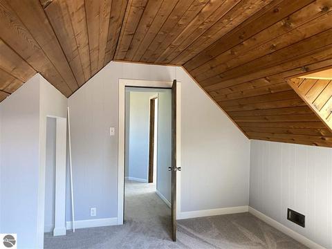 306 E Pickard Rd, Mount Pleasant, MI 48858 photo 17