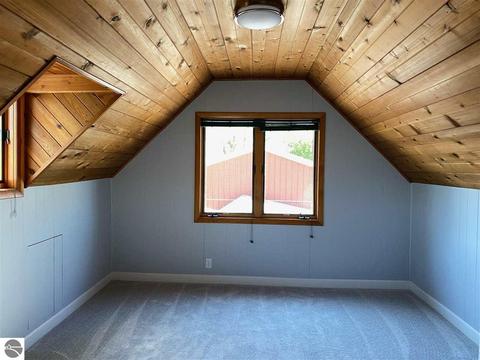 306 E Pickard Rd, Mount Pleasant, MI 48858 photo 16