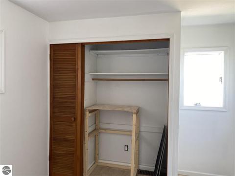 306 E Pickard Rd, Mount Pleasant, MI 48858 photo 9