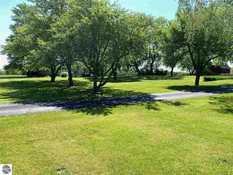 306 E Pickard Rd, Mount Pleasant, MI 48858 photo 33