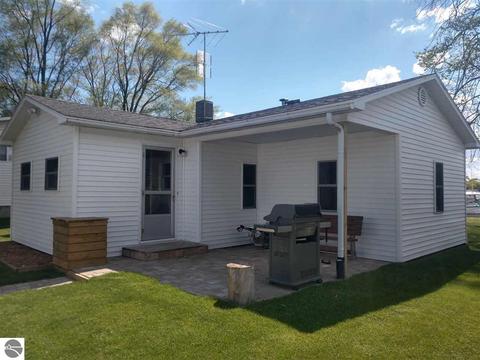 1696 S Riverside Dr, Au Gres, MI 48703 photo 9