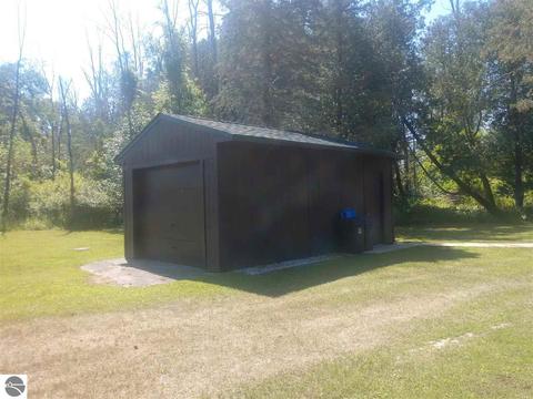 426 Allen Ct, Au Gres, MI 48703 photo 8