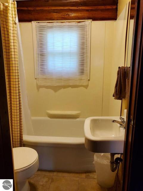 426 Allen Ct, Au Gres, MI 48703 photo 12