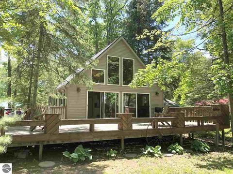 2367 Wildwood Rd, Lupton, MI 48635 photo 1