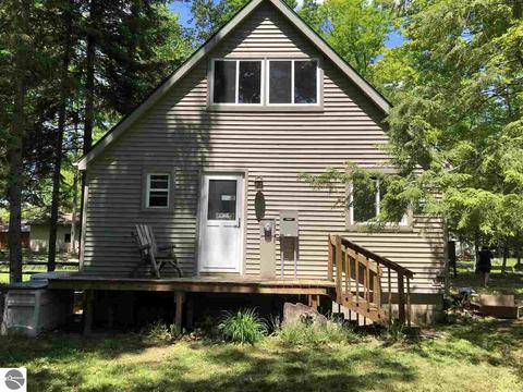 2367 Wildwood Rd, Lupton, MI 48635 photo 3