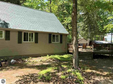 2367 Wildwood Rd, Lupton, MI 48635 photo 4
