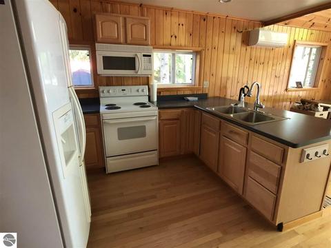 2367 Wildwood Rd, Lupton, MI 48635 photo 11