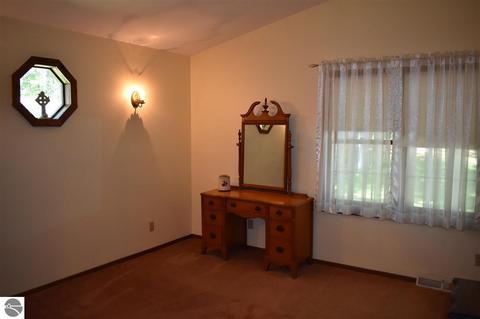 166 Henderson Lake Dr, Lupton, MI 48635 photo 14