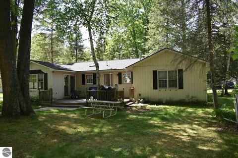 166 Henderson Lake Dr, Lupton, MI 48635 photo 31