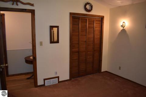 166 Henderson Lake Dr, Lupton, MI 48635 photo 10