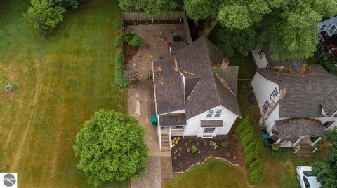 422 E Beech St, Gladwin, MI 48624 photo 11