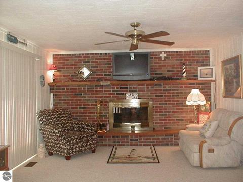 3258 Beaver Ct, Gladwin, MI 48624 photo 12