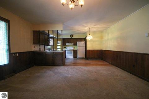 8502 E River Rd, Mount Pleasant, MI 48858 photo 12