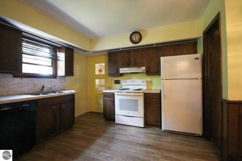 8502 E River Rd, Mount Pleasant, MI 48858 photo 7