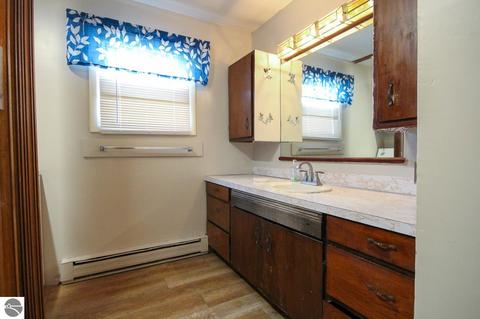8502 E River Rd, Mount Pleasant, MI 48858 photo 26