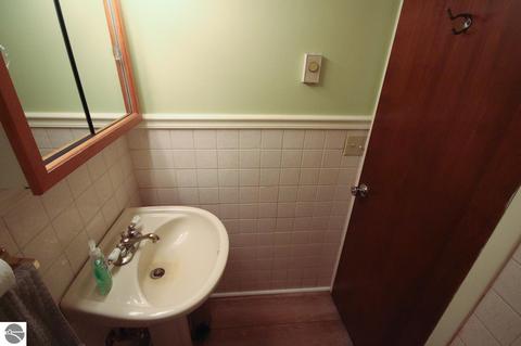 8502 E River Rd, Mount Pleasant, MI 48858 photo 30
