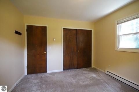 8502 E River Rd, Mount Pleasant, MI 48858 photo 22