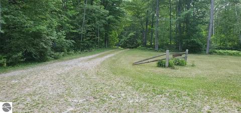 7270 Shellenbarger Rd, Hale, MI 48739 photo 21