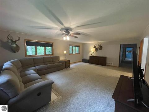 4834 E Michigan Ave, Au Gres, MI 48703 photo 4