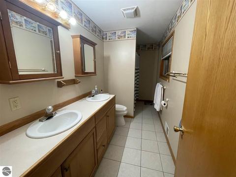4834 E Michigan Ave, Au Gres, MI 48703 photo 15