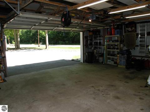 3887 W Thendara Dr, Gladwin, MI 48624 photo 22