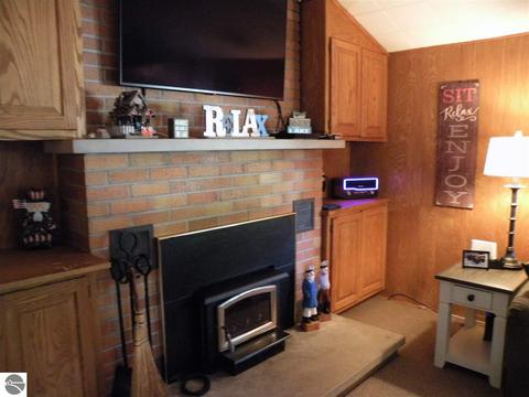 3887 W Thendara Dr, Gladwin, MI 48624 photo 8