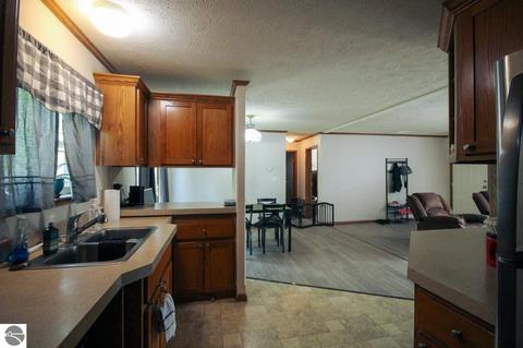 2170 Third St, Mount Pleasant, MI 48858 photo 12