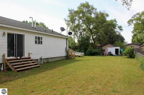 2170 Third St, Mount Pleasant, MI 48858 photo 3