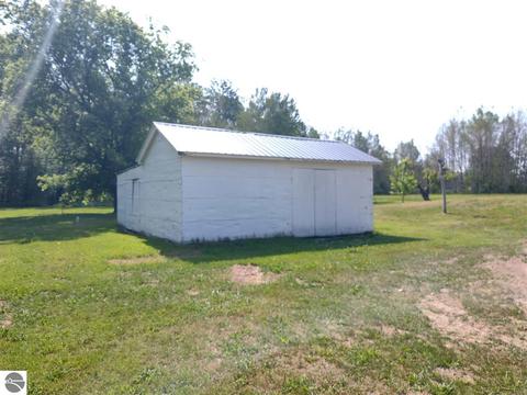 2148 Hull Rd, Twining, MI 48766 photo 5