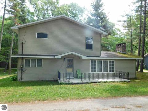 1035 S Ninth Ave, Au Gres, MI 48703 photo 1
