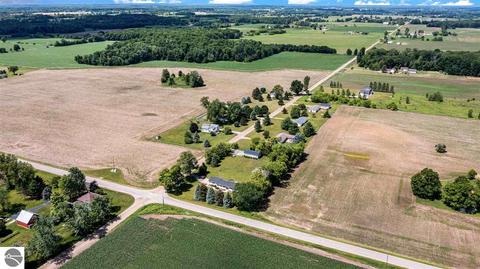 4981 E Pleasant Valley Rd, Shepherd, MI 48883 photo 33
