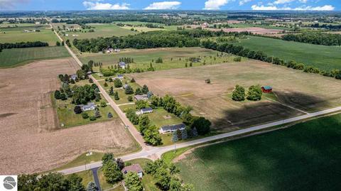 4981 E Pleasant Valley Rd, Shepherd, MI 48883 photo 32