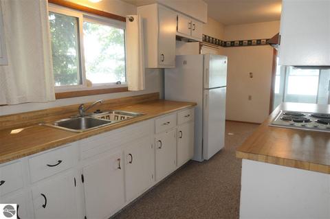 1640 Colonel Point Dr, Crystal, MI 48818 photo 14