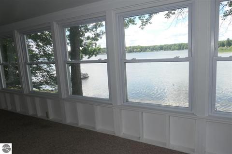 1640 Colonel Point Dr, Crystal, MI 48818 photo 9