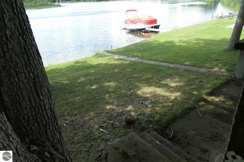 1640 Colonel Point Dr, Crystal, MI 48818 photo 7